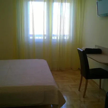 Guest house & Blue Beach Vodice