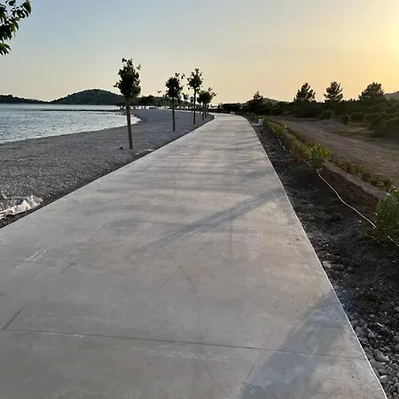 & Blue Beach Guest house 3*