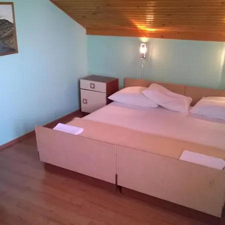 Guest house & Blue Beach