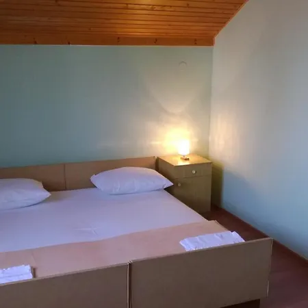 Guest house & Blue Beach